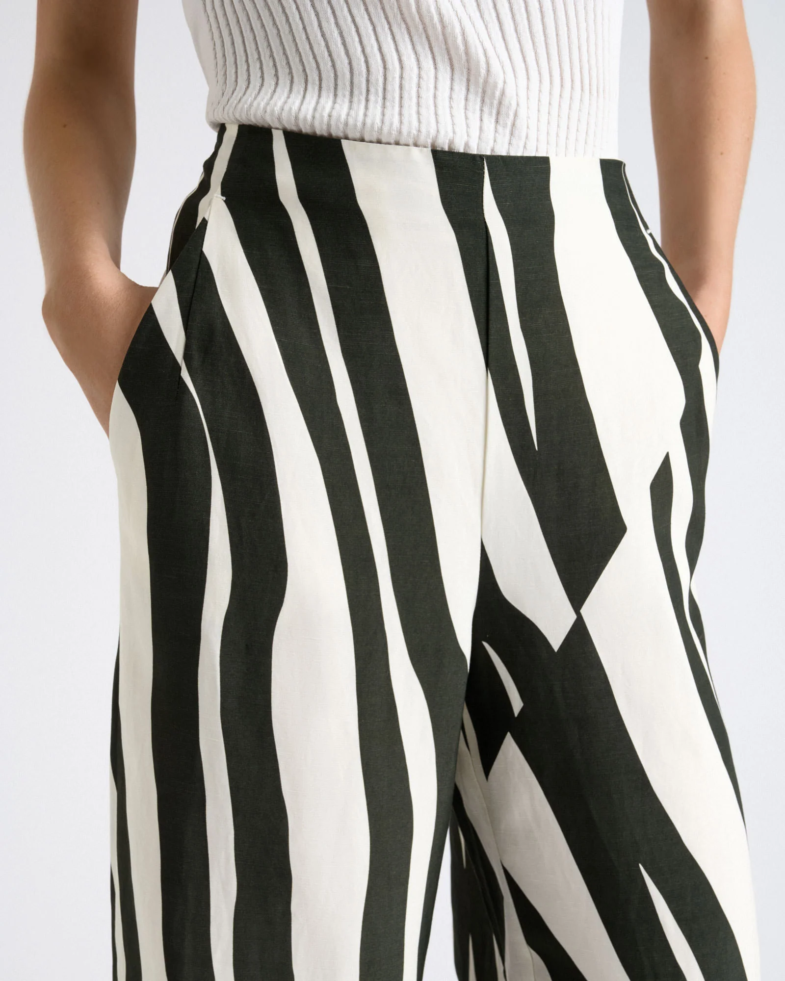 Broken Stripe Wide Leg Pant - Image 4