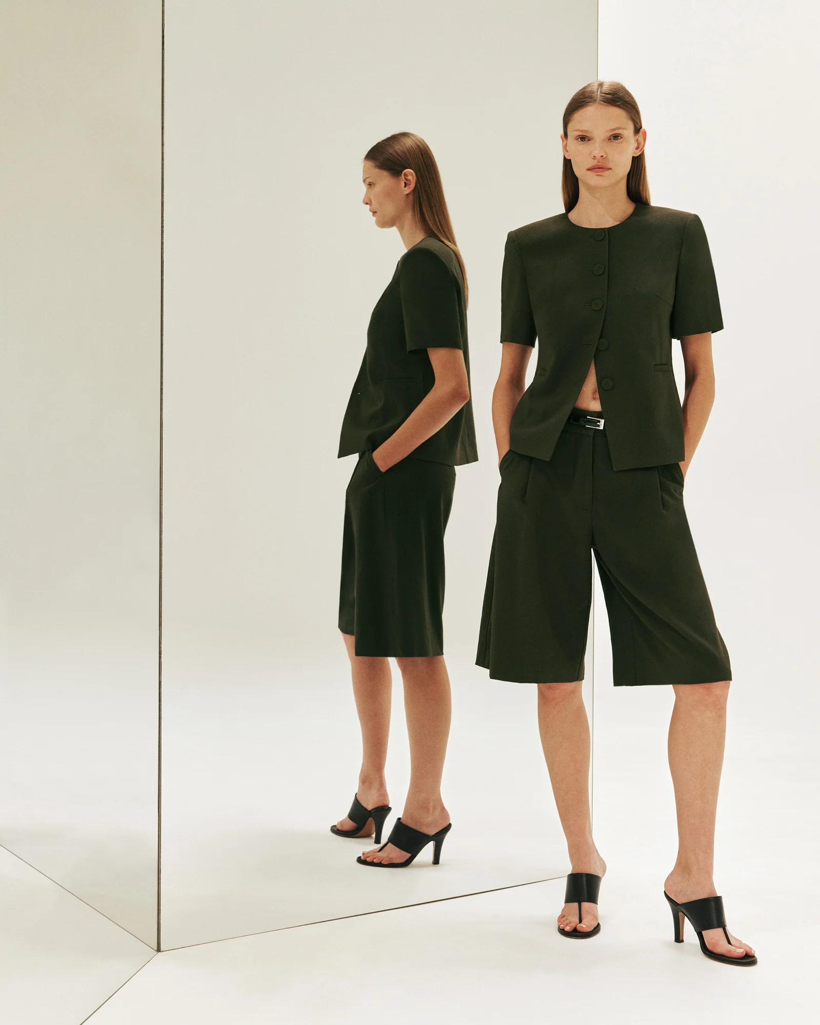 Olivine Viscose Twill Short Sleeve Top - Image 6