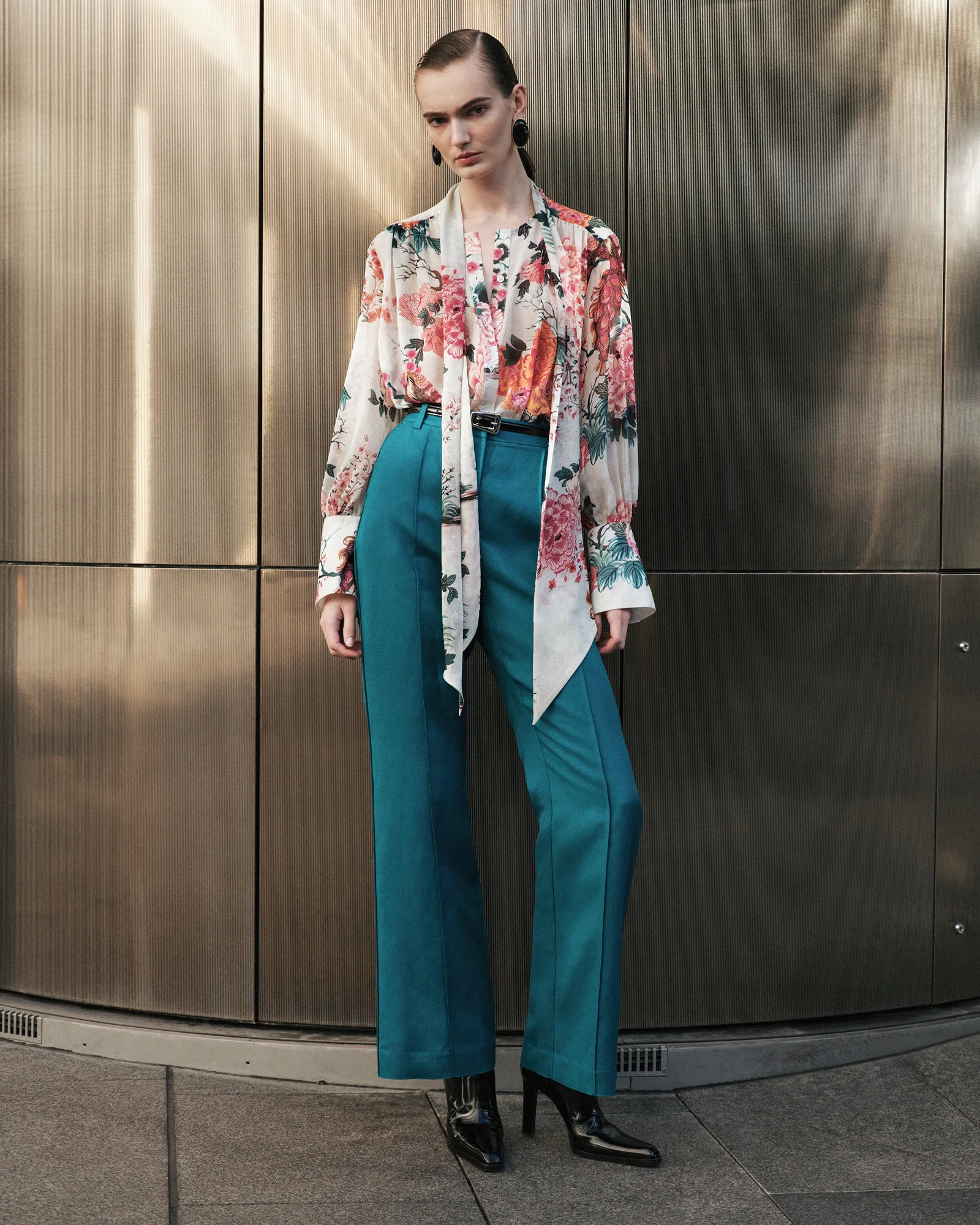 Parchment Peacock Garden Georgette Tie Neck Blouse - Image 7